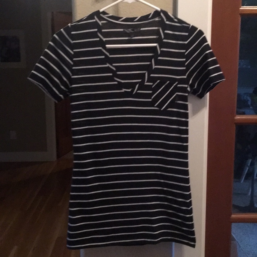 Women’s Shirt lot, XS. Vans & L8teR - Picture 2 of 6